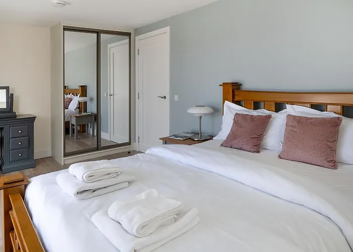 Вилла Patch House *